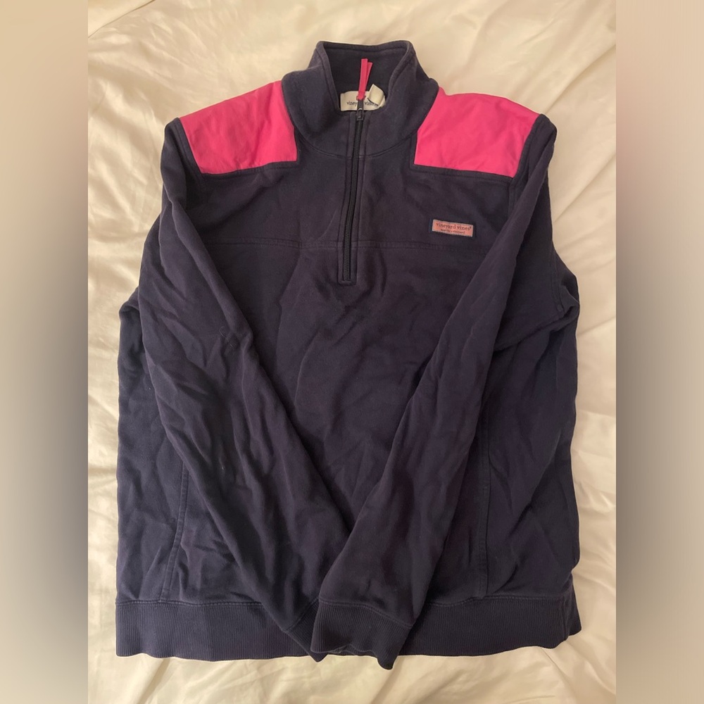LIKE NEW Vineyard Vines Shep shirt - women’s M